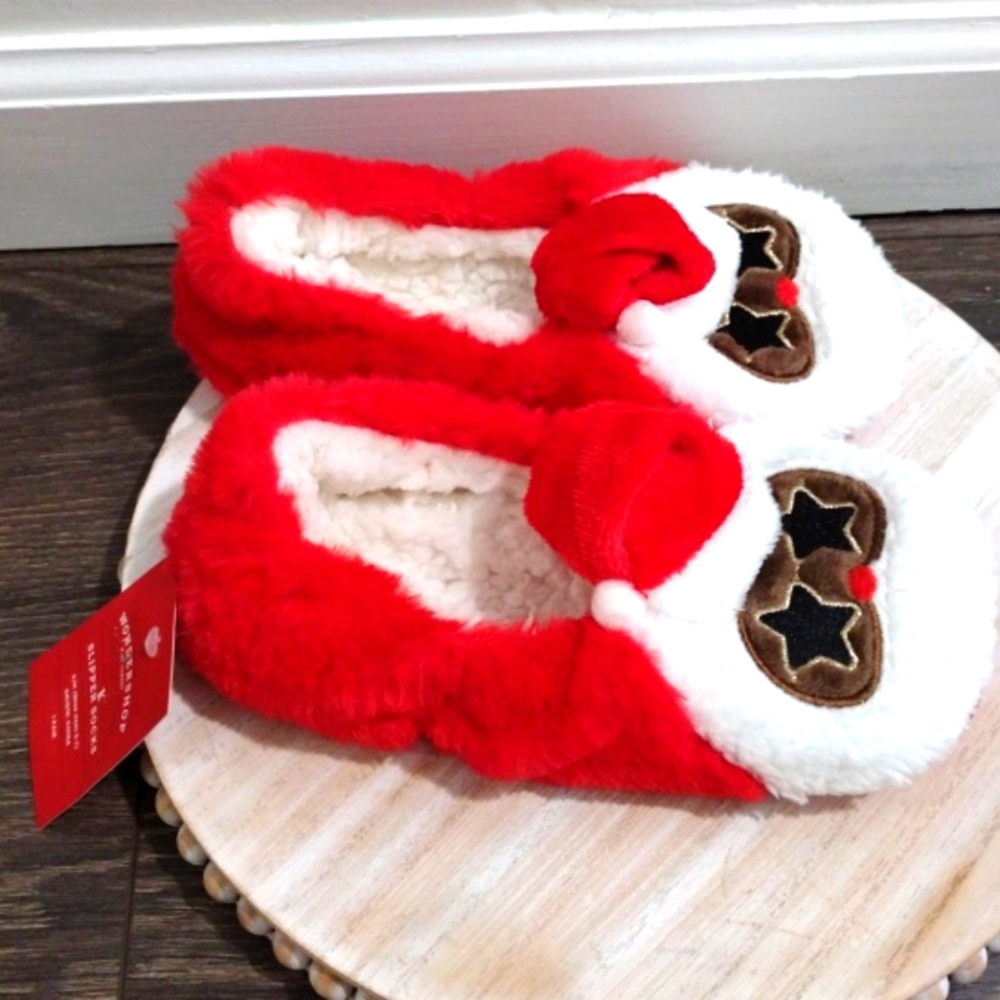 Wondershop Christmas Santa slipper socks. S/M 5-7
